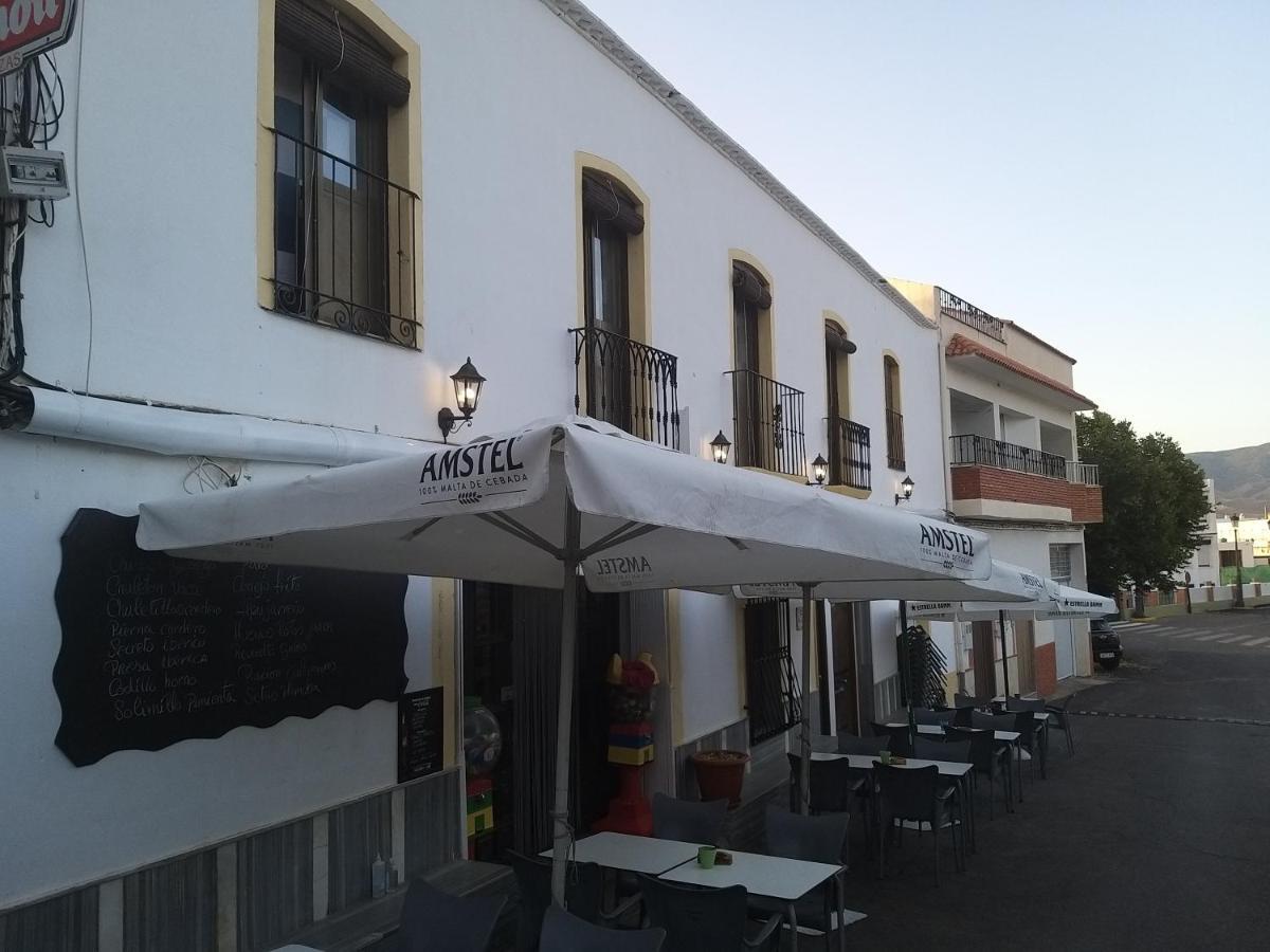 Pension La Fuente Abrucena Exterior foto